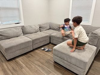 Gray Fabric Sectional Sofa with Ottoman