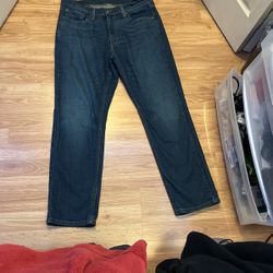 Levi Jeans Navy Blue 33/30