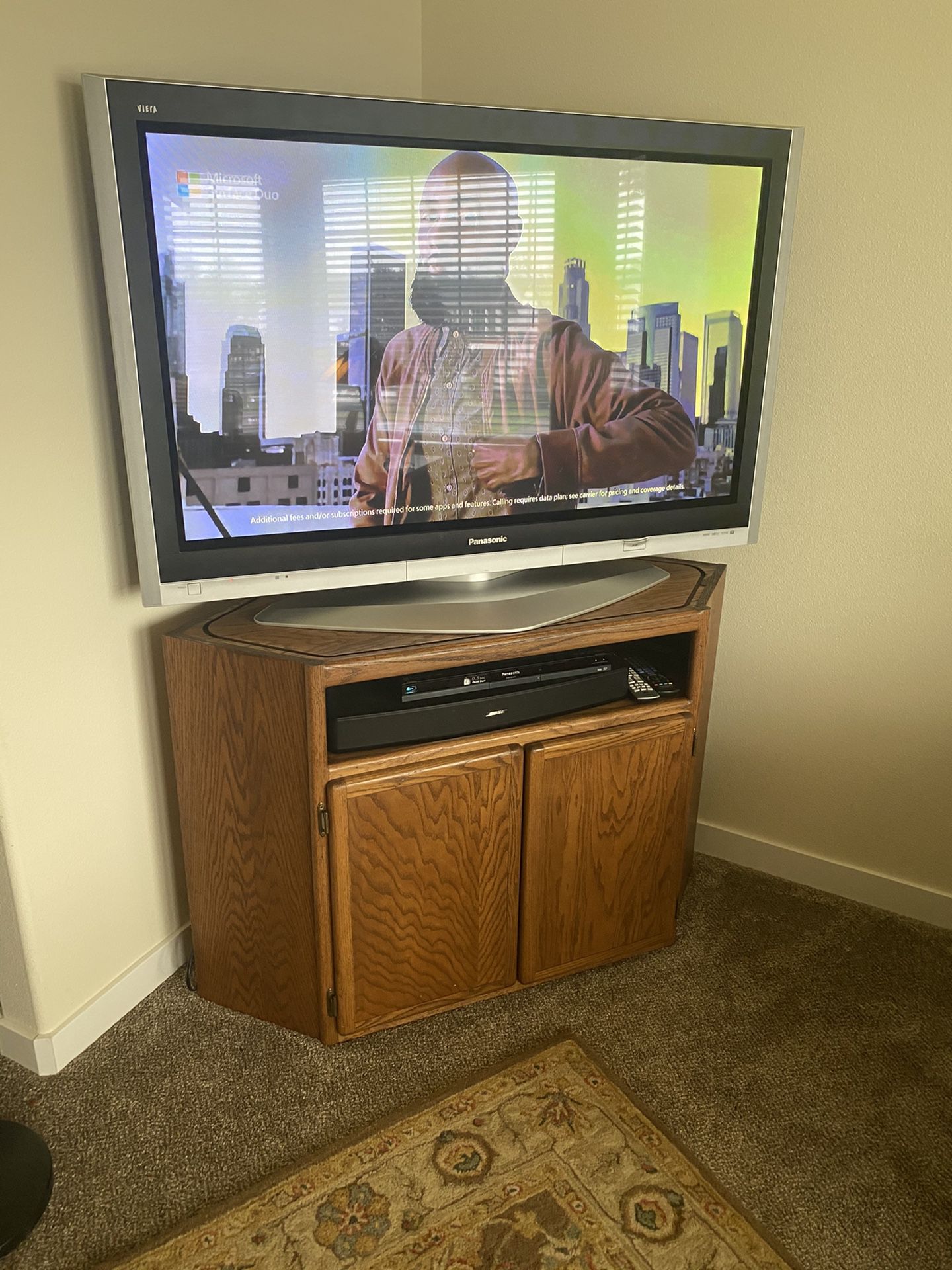 Panasonic 50 inch plasma tv, with or without corner cabinet