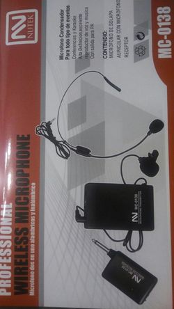 Headphone headset microphone