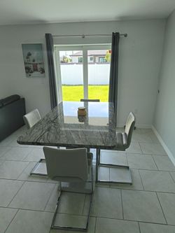 Counter Height Table & 6 Chairs