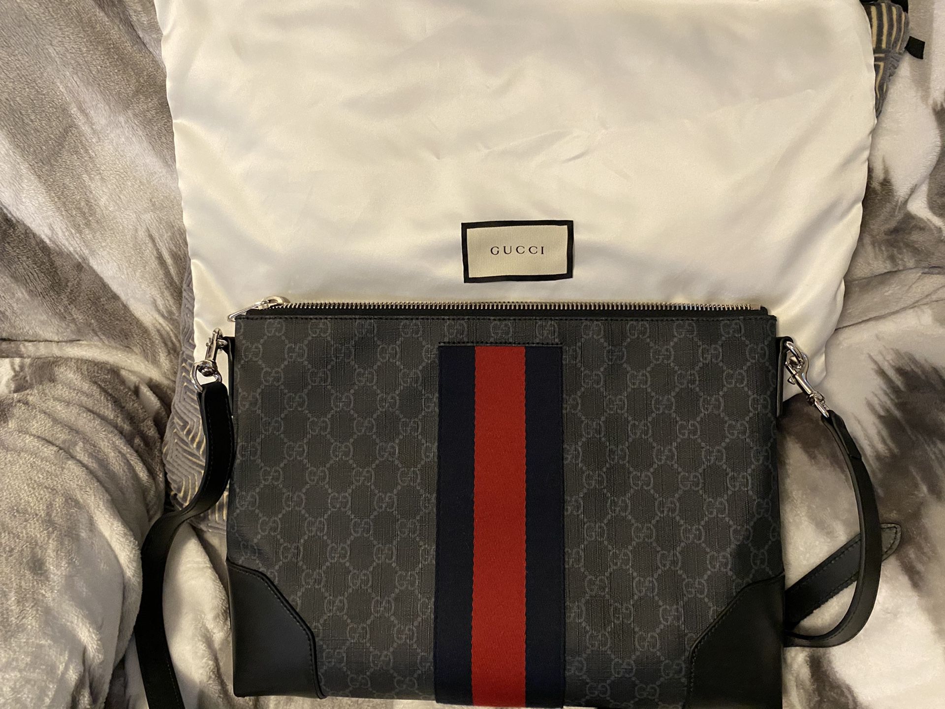 Gucci GG messenger bag