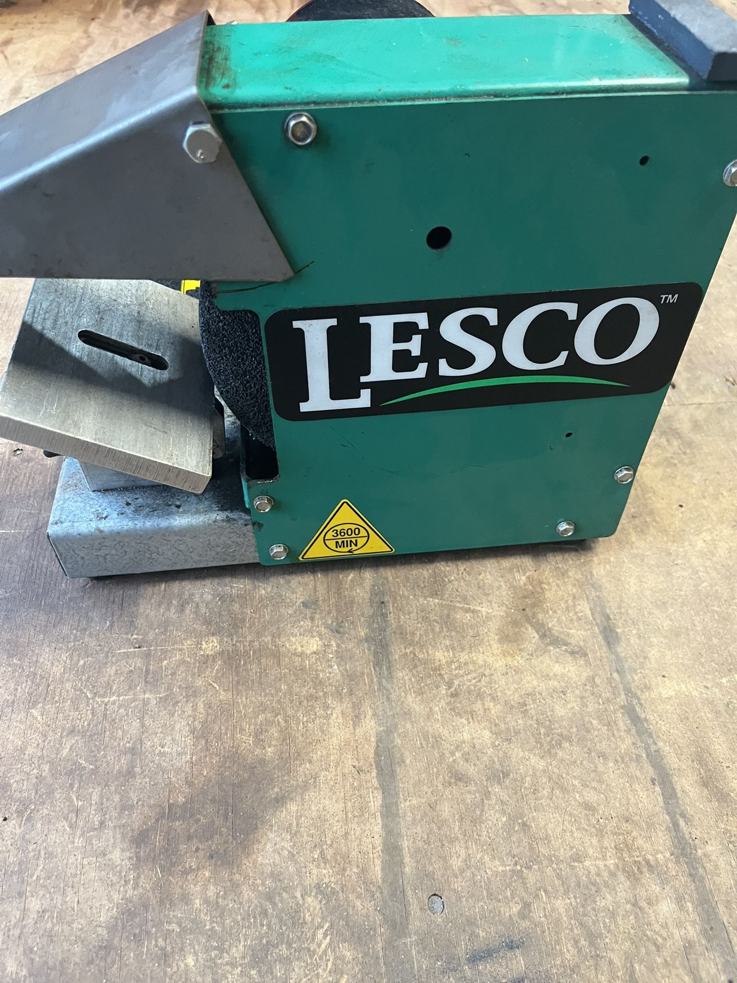Blade Sharpener Lesco