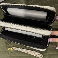 Women’s wallet