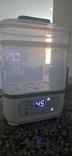 Bottle Sterilizer and Dryer - The Momcozy