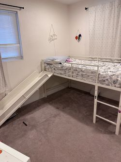 Kids bed with Slide