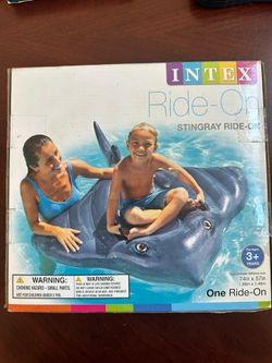 Swimming pool inflatable stingray ride on