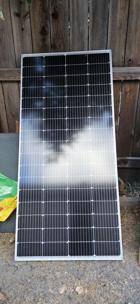 200w Renogy Solar Panel