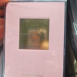 Victoria Secret BOMBSHELL