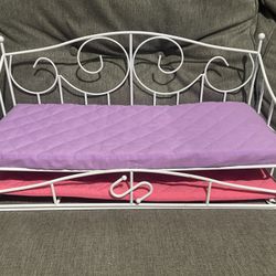 American girl/baby Doll Trundle Bed