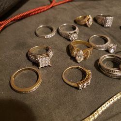 Very Large Lot Of Women's Sterling Silver Rings And Rennis Bracelets 