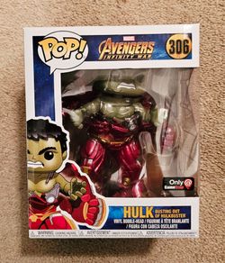 Avengers Infinity War Hulk busting out of Hulkbuster 306 Funko POP Gamestop Exclusive