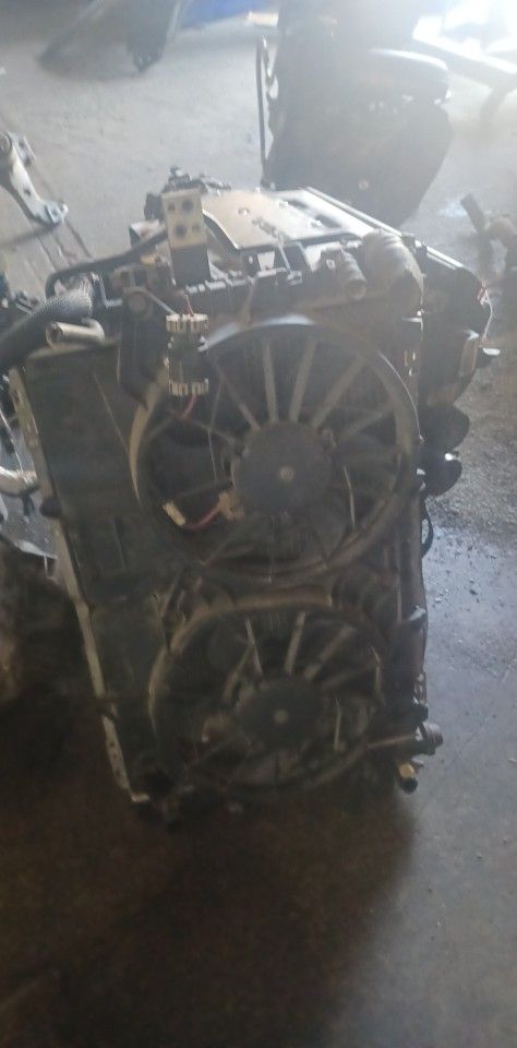 06 escape hybrid radiator assembly with fans and ac condenser