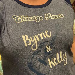 Chicago Loves Byrne & Kelly Women’s T-shirt