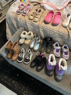 Toddler Girls shoes size 7-10  14 pair shoes