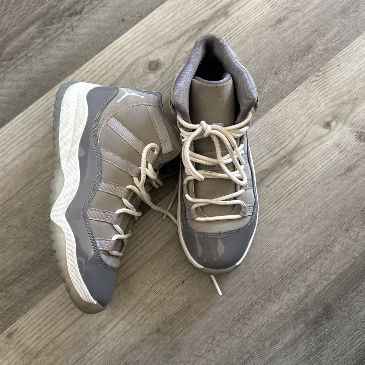 Cool Grey 11