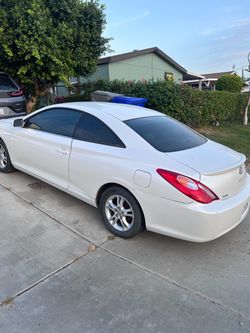 2005 Toyota solara coupe white