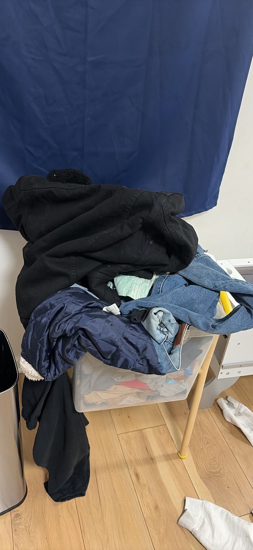Big Haul Of Men’s Clothes 