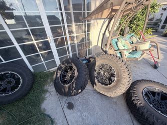 Mickey Thompson Sidebiter II Wheels & Tires - 90% Tread! Set of 4