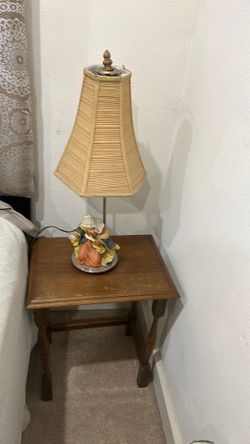 No crack Lamp porcelain  statue no broke no c