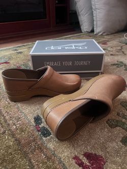 Dansko Clogs wide