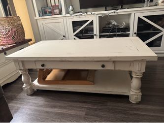 Coffee table wood