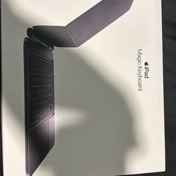 Apple Magic Keyboard for ipad pro 11”