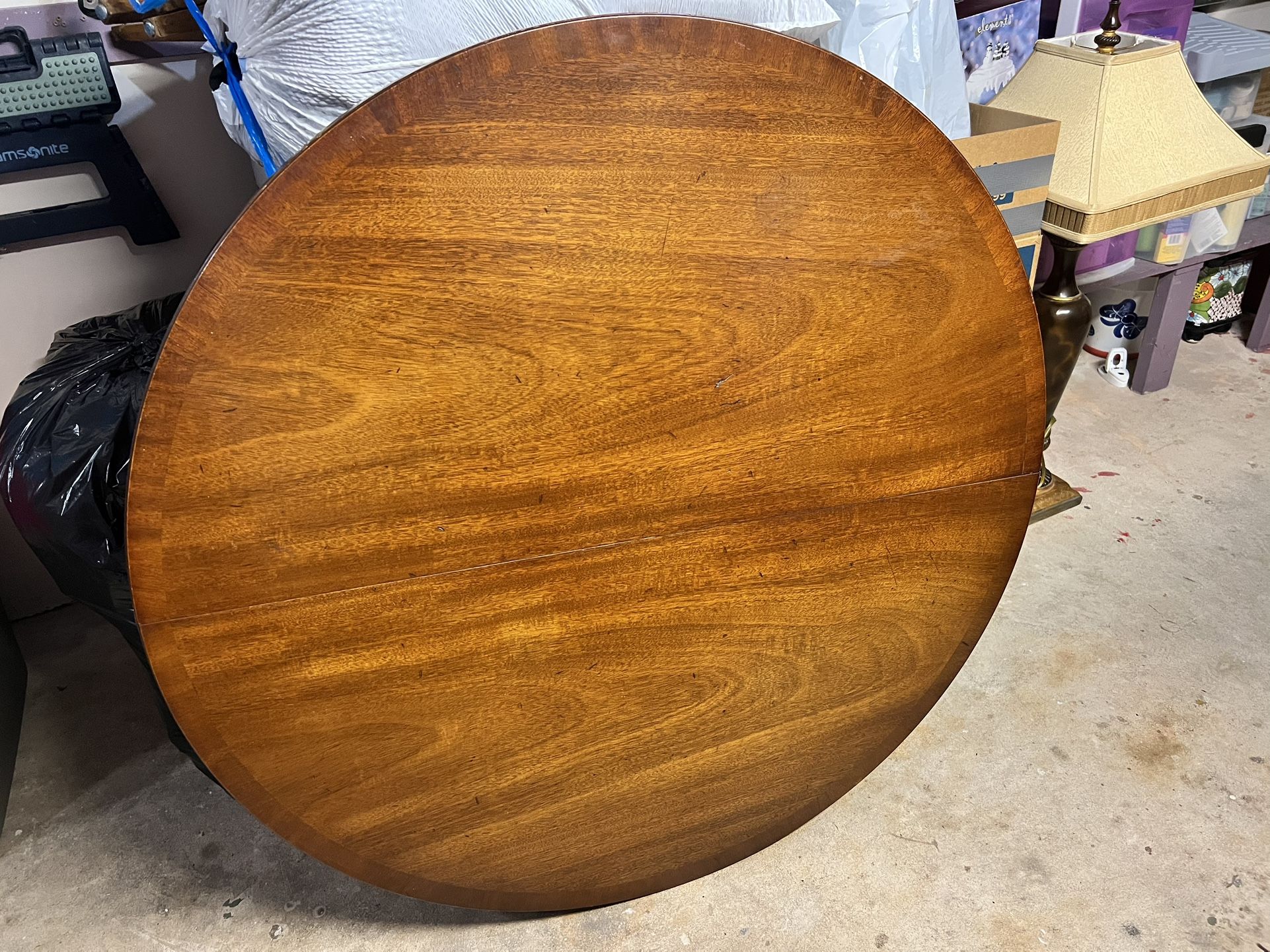 Antique J.B. Van Sciver Co Dining Room Table With 3 Leaves