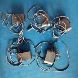 $10 Firm, Each, Authentic Dyson Cordless Vacuum Charger, 4 Available, 26.10v 780mA, Fits Dyson Models V6 - V8, DC59 -DC61, SV03