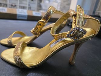 Manolo Blanik Heels 38 1/2