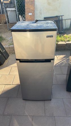 Mini Magic chef refrigerator