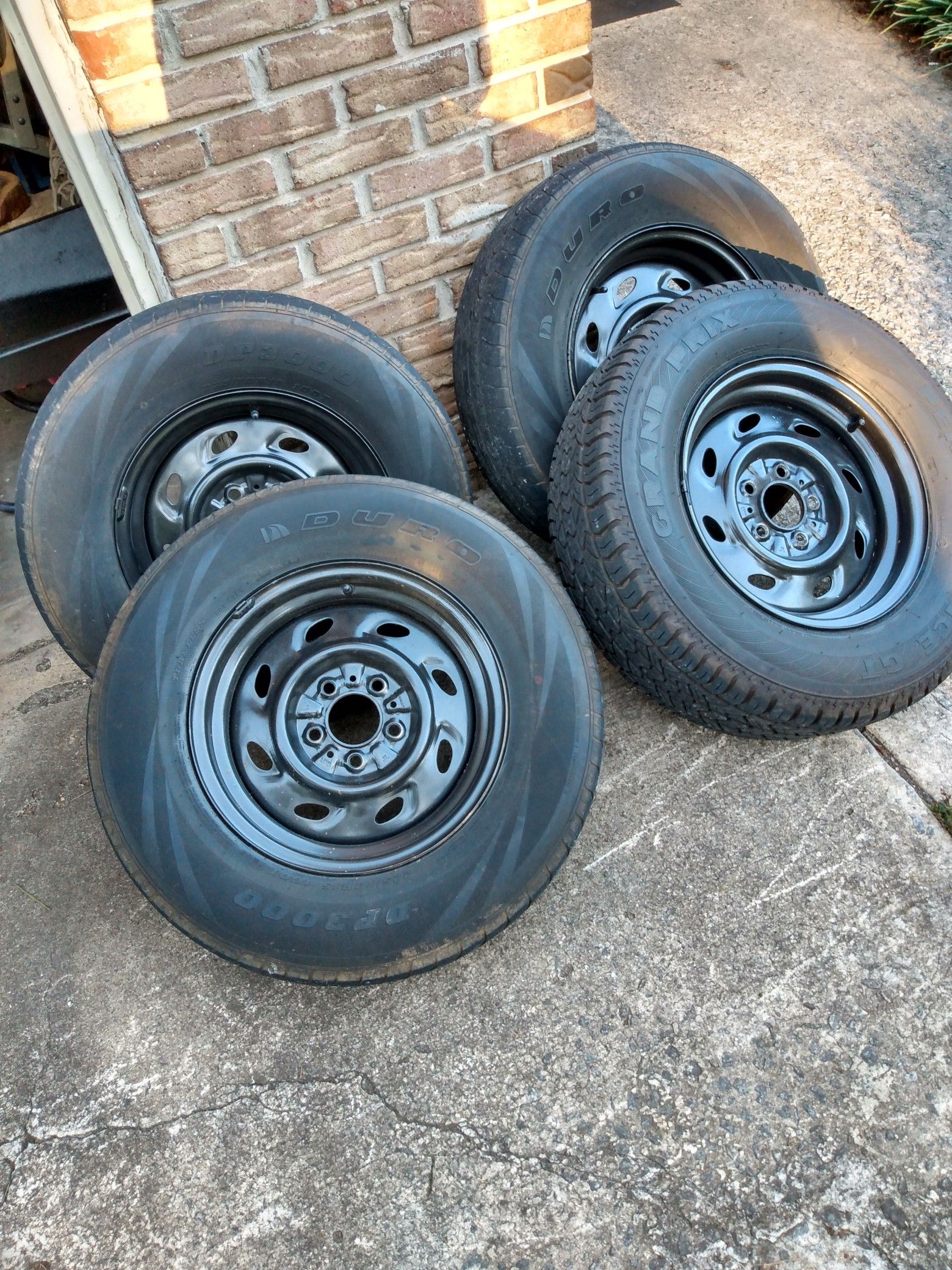 225/70/15 tires and rims
