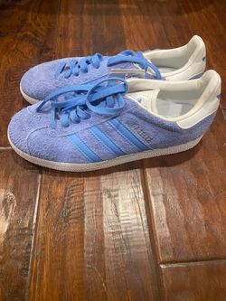 Adidas Women’s Size 6 Gazelle (New with tags)