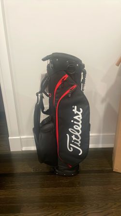 Titleist players 4 golf bag