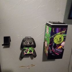 Xbox Series X With Accessories 