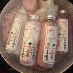 Essence Of Beauty Bath Set