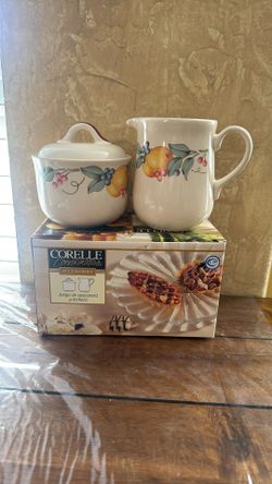CORELLE ABUNDANCE CREAMER & SUGAR SET BRAND NEW IN BOX