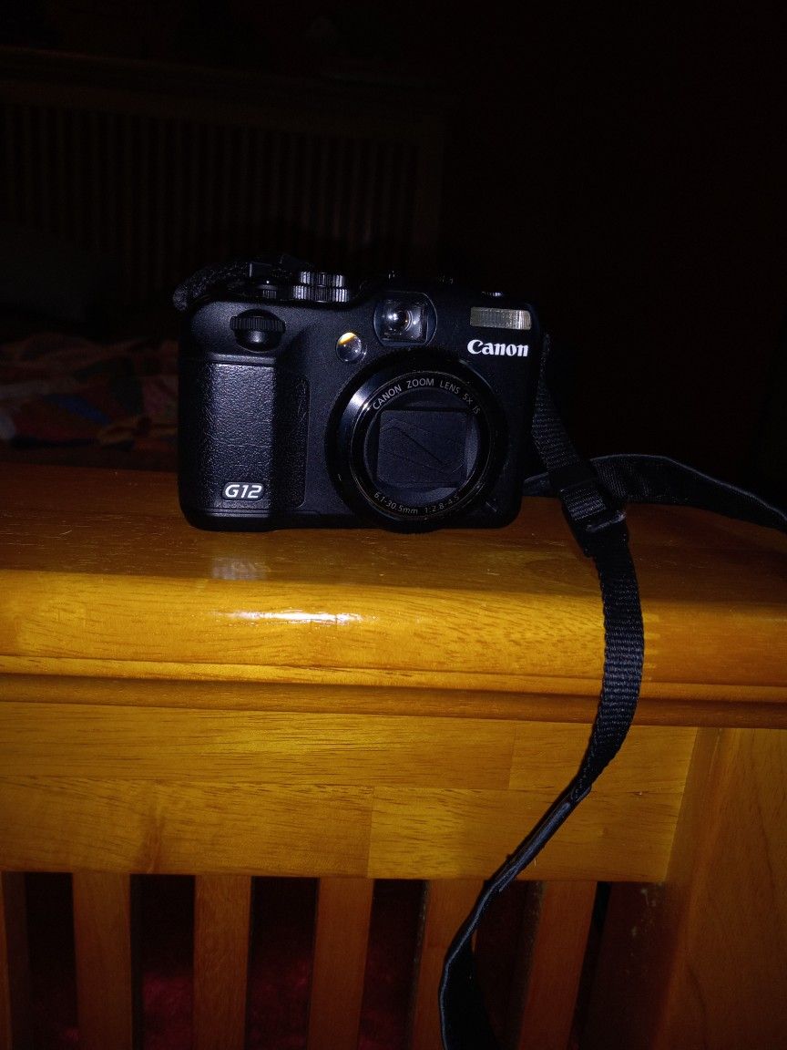 Canon G12 Power Shot