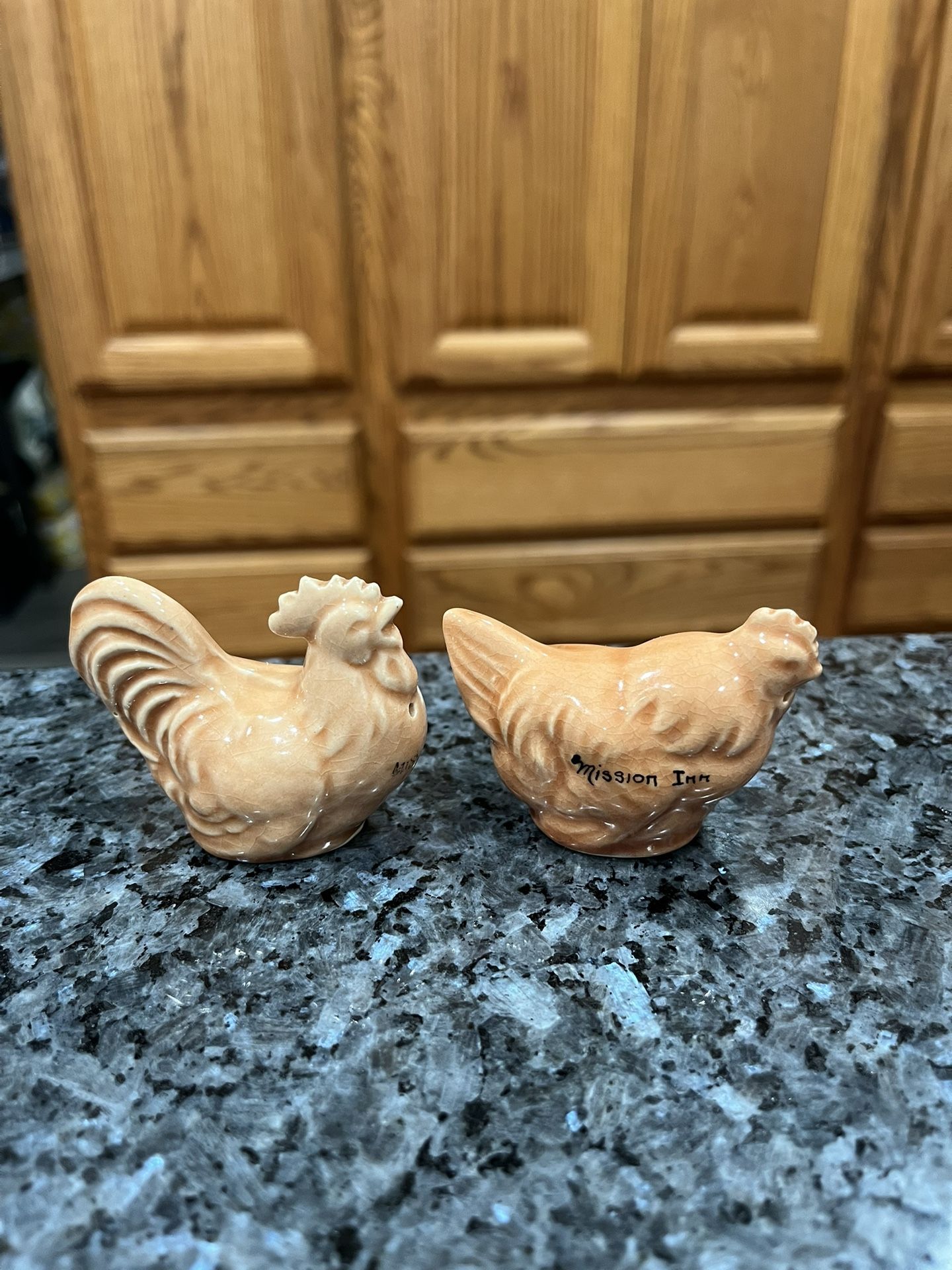 Ceramic Vintage Rooster And Hen Pair of Salt Pepper Shakers. Preowned Missing Stoppers