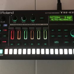 Roland Tr6s Rythym Performer