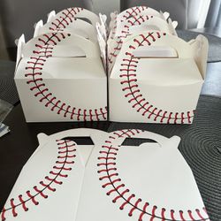 Baseball Treat Boxes And Mylar Balloons 