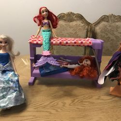 Disney Princess Dolls, Futon, & Chairs