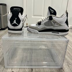 Jordan 4 Military Black 