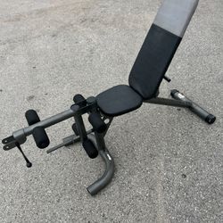 Gym Workout WeightLifting Incline Decline Bench Pressing Bench with Leg Curl! Good Condition, some cosmetic wear! Delivery Available! 