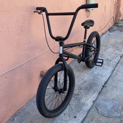 Elite Bmx Bike 20 Inches Tires Good Condition Ready To Ride 