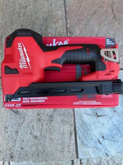 Milwaukee M12 Cordless Stapler 2448-20