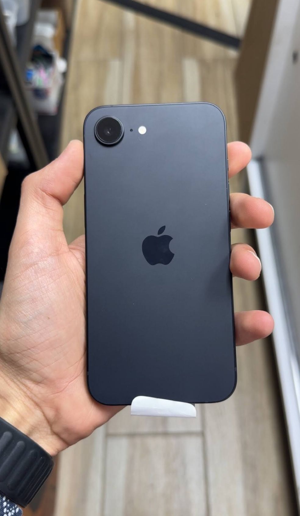 Apple iPhone 16E 128GB
