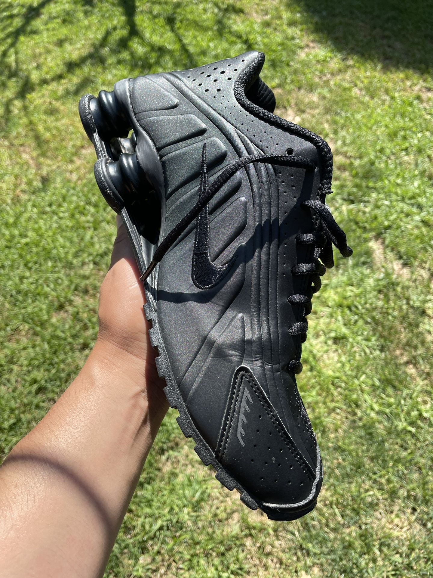 Nike Shox R4 Triple Black