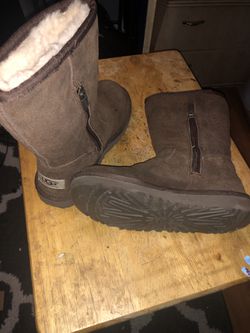 Girls ugg boots
