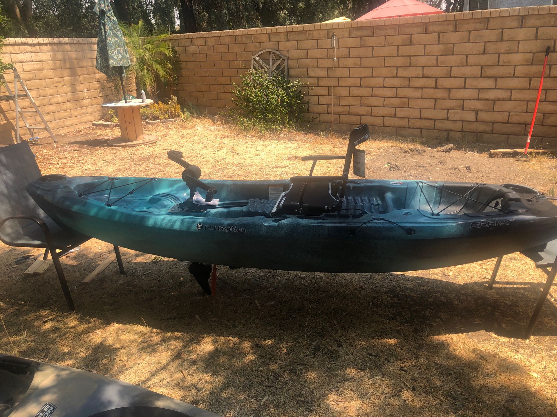 Perception Crank 10 Pedal Drive Kayak for Sale in Santa Clarita, CA OfferUp
